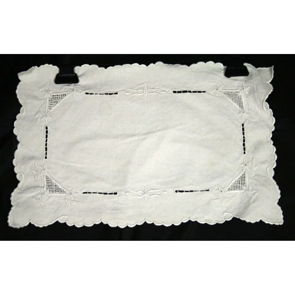 Vintage White Linen Embroidered Placemats Scalloped Edge Cutwork Set of 2